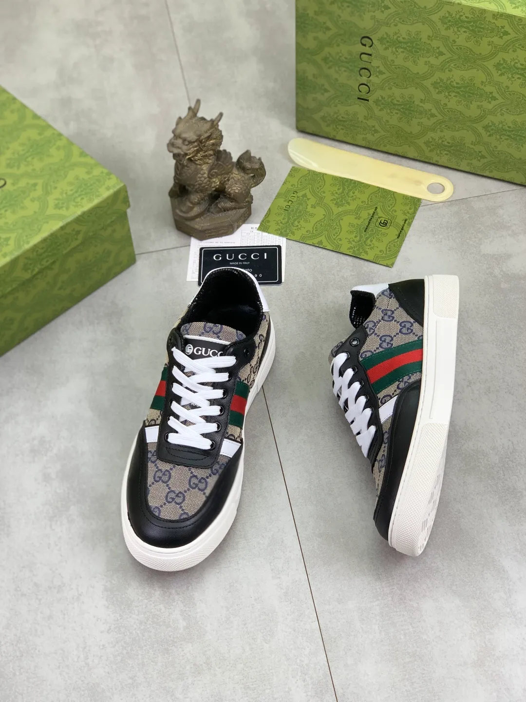 Men's men's shoes 💰P420💰【New style】(GUCCI) official website's latest 🎁🎁casual and fashionable men's shoes👟, hot style 💥 style is simple and elegant, exclusive for trendy men. Unique official website's latest brand double G element Elements 👑 Original Gucci decoration, fashionable and generous, original calfskin fabric ✅ Fully imported first-layer pigskin lining, official website designated wear-resistant, lightweight original rubber casual outsole, classic model taken in real life 🎬39-44 5️⃣ colors available